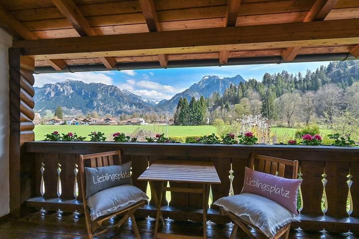 Ferienhaus für 8 Personen, mit Balkon und Garten bei Neuschwanstein