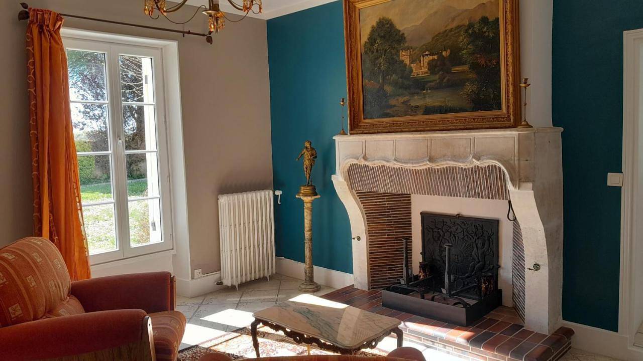 Quadruple Room with Garden View in Saint-Jean-d'Angély, Région de Saint-Jean-d'Angély