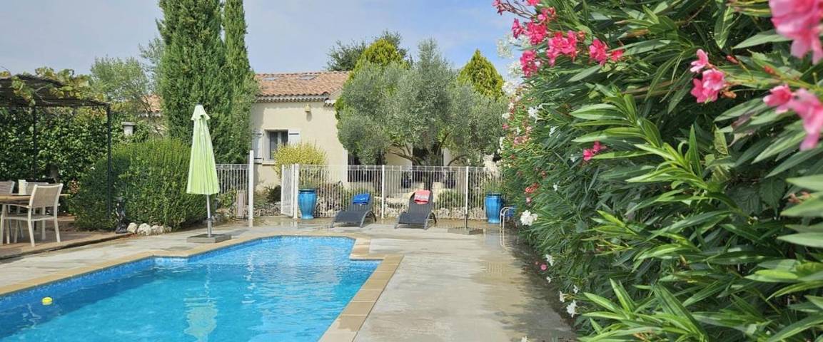 Location de vacances pour 10 personnes, avec piscine et jardin, animaux acceptés à Gras - 2