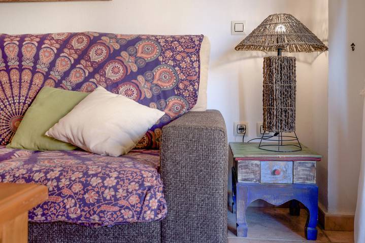 Apartamento entero, Apartamento vacacional "Jardines de Zahara" con piscina, balcón, vistas a la montaña y al mar in Atlanterra, Tarifa