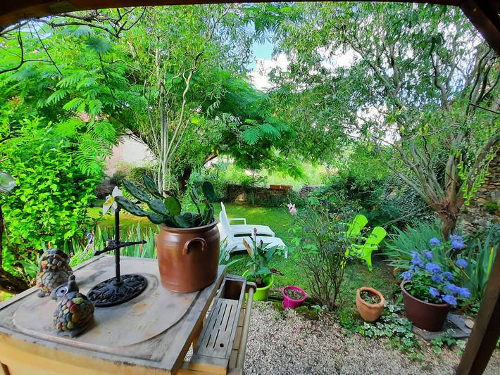 Location de vacances pour 3 personnes, avec jardin à Saint-Cernin-de-l'Herm - 4