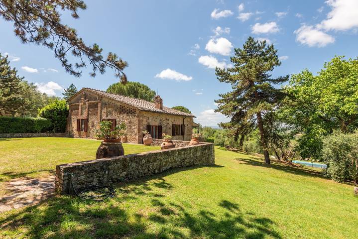 Villa Capanna: A Window onto Tuscany in Siena, Siena Province