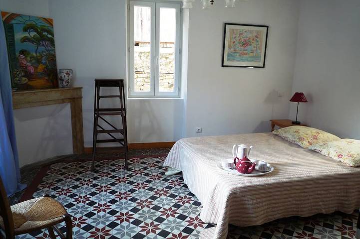 Gîte pour 4 personnes, avec terrasse et jacuzzi à Vogüé - 3