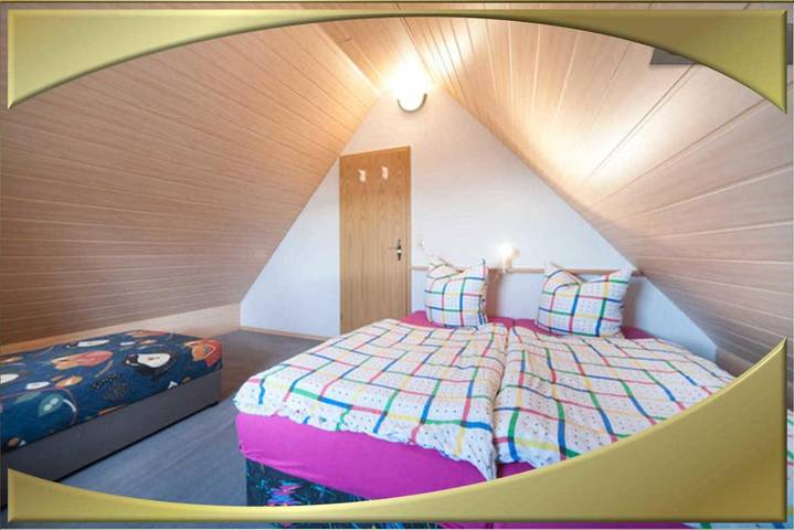 Ferienwohnung für 5 Personen, mit Balkon und Garten sowie Sauna in Altenberg - 3