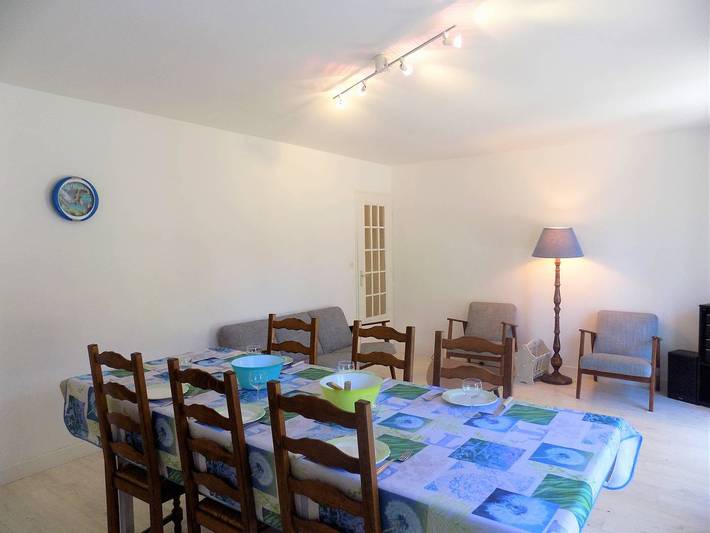 Location de vacances pour 8 personnes, avec terrasse et jardin à Les Mathes - 4