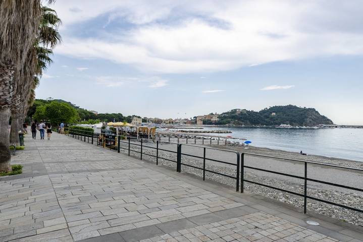 Apartamento entero, Apartamento de vacaciones para 6 personas con balcón/terraza in Sestri Levante (City), Sestri Levante
