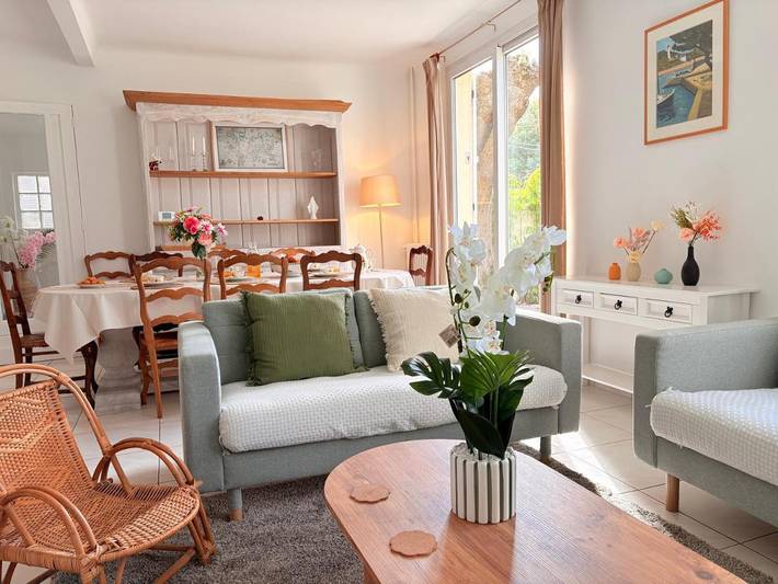 Location de vacances pour 8 personnes, avec terrasse à Le Vésinet - 2