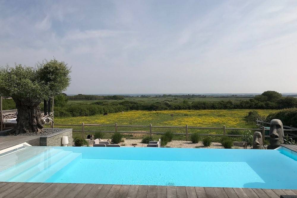 Arquitecto Villa con piscina climatizada in Séné, Côte des Mégalithes
