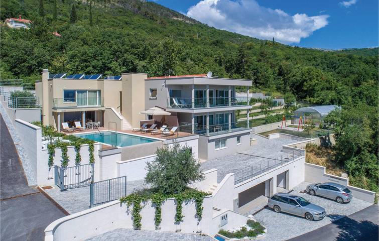 Ferienwohnung für 4 Personen, mit Terrasse und Whirlpool - 1