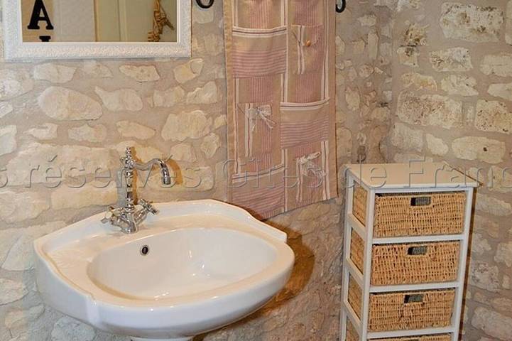 Gîte pour 3 personnes, avec jardin à Champigny-sur-Veude - 3