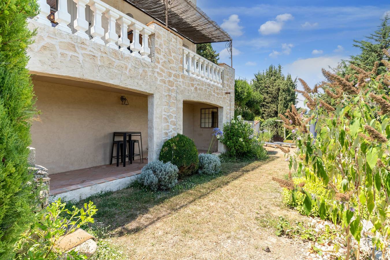 House 4p with garden in Saint-Laurent-du-Var in Saint-Laurent-du-Var, Region de Cannes