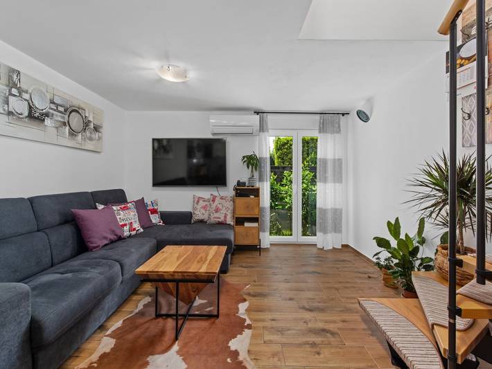 Ferienhaus für 8 Personen, mit Garten und Terrasse in Premantura