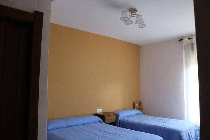 Casa rural para 3 personas, con Terraza en Parque Nacional de Cabañeros - 4