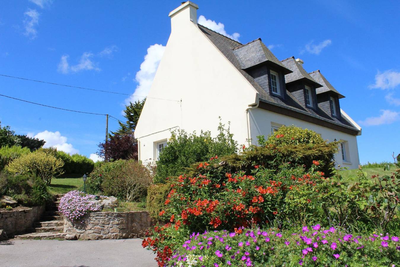 Atemberaubender Meerblick - Sehr schönes bretonisches Ferienhaus am Meer mit großem Garten in Goulven, Brest Und Umgebung