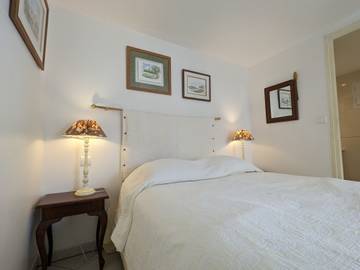 Gîte pour 2 personnes, avec terrasse à Azay-le-Ferron