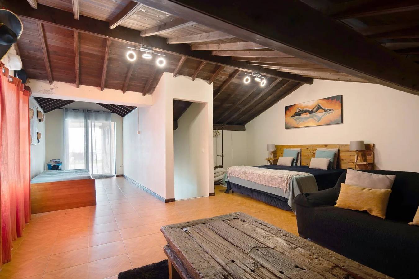 Chambre 'Lagoa' avec vue mer, terrasse privée et Wi-Fi in São Miguel Island, Lagoa (Açores)