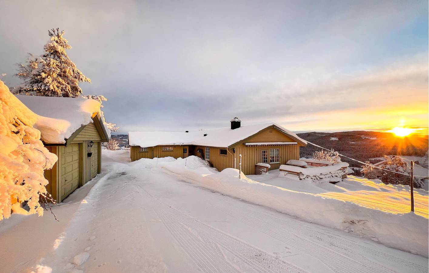Ferienhaus für 6 Personen mit Terrasse in Svingvoll, Gausdal