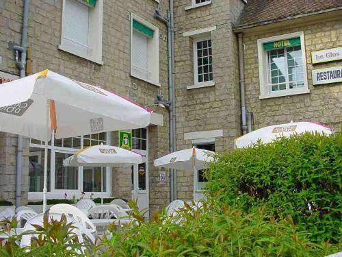Hôtel pour 2 personnes, avec Terrasse et Jardin à Troarn - 2