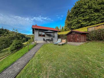 Ferienhaus für 2 Personen, mit Terrasse und Garten in Schleusegrund