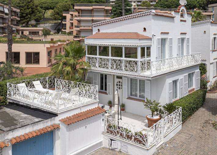 Villa für 7 Personen, mit Balkon und Garten in San Remo - 2