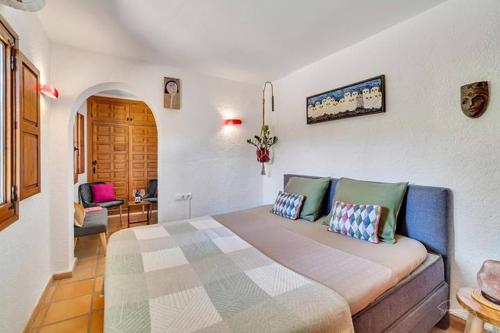 Ferienwohnung für 2 Personen, mit Whirlpool und Terrasse sowie Garten und Pool in Llíber - 4