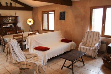 Cottage for 6 People in Revest-du-Bion, Forcalquier region, Photo 1