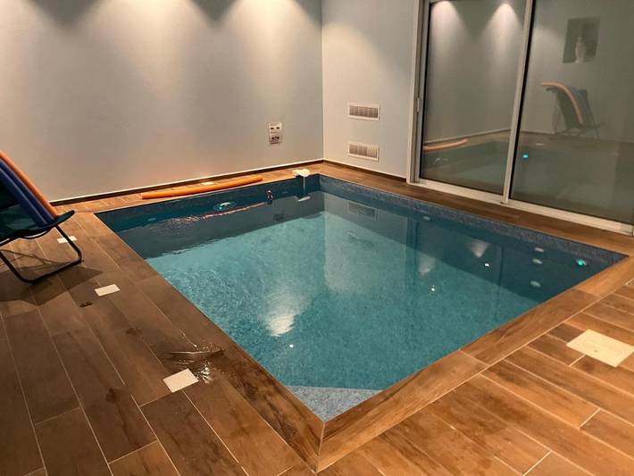 Villa pour 4 personnes, avec jardin ainsi que jacuzzi et piscine, animaux acceptés en Rhône-Alpes - 2