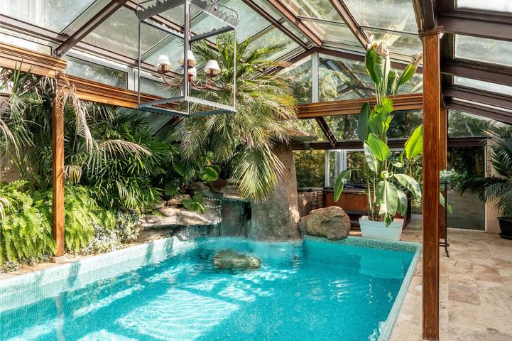 Villa pour 12 personnes, avec jardin et sauna à Madrid