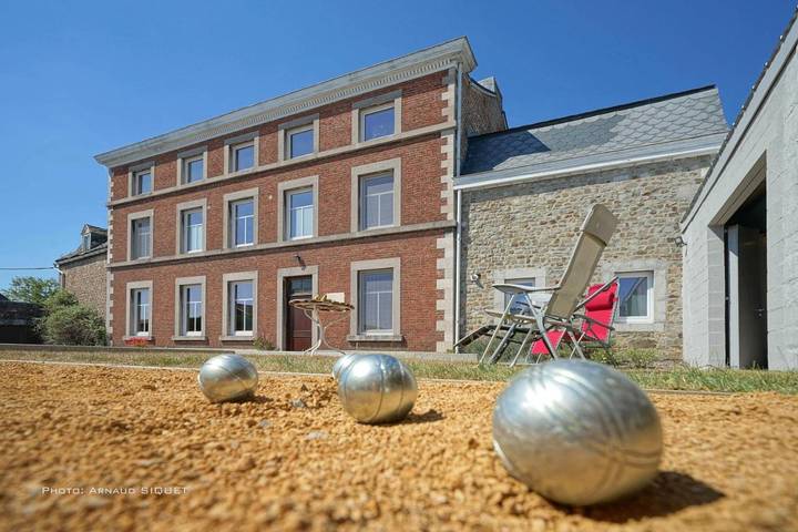 Location de vacances pour 6 personnes, avec Terrasse ainsi que Jardin et Vue à Soumagne