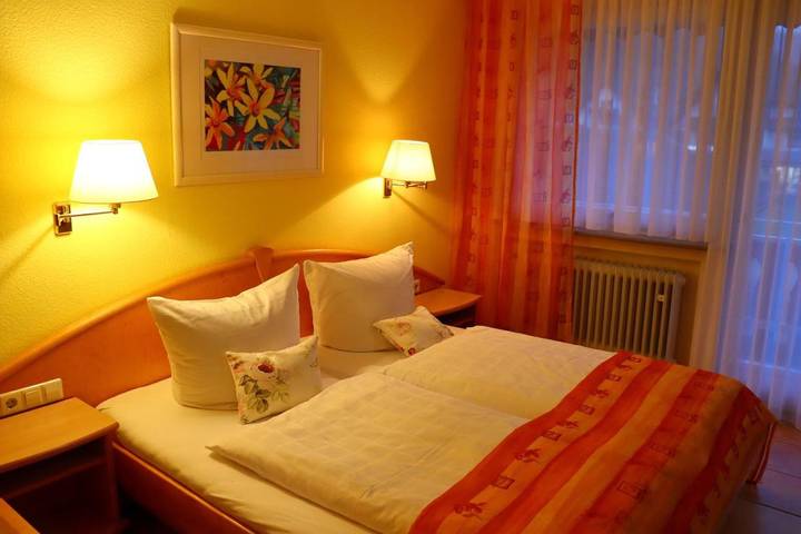 Hôtel pour 2 personnes, avec balcon et sauna dans Bad Peterstal - 4