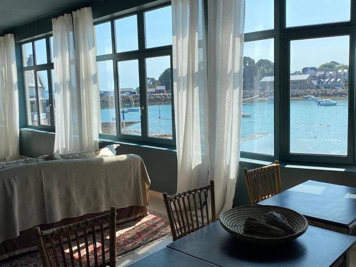 Location de vacances pour 2 personnes, avec vue ainsi que terrasse et jardin dans Loguivy de la Mer - 3