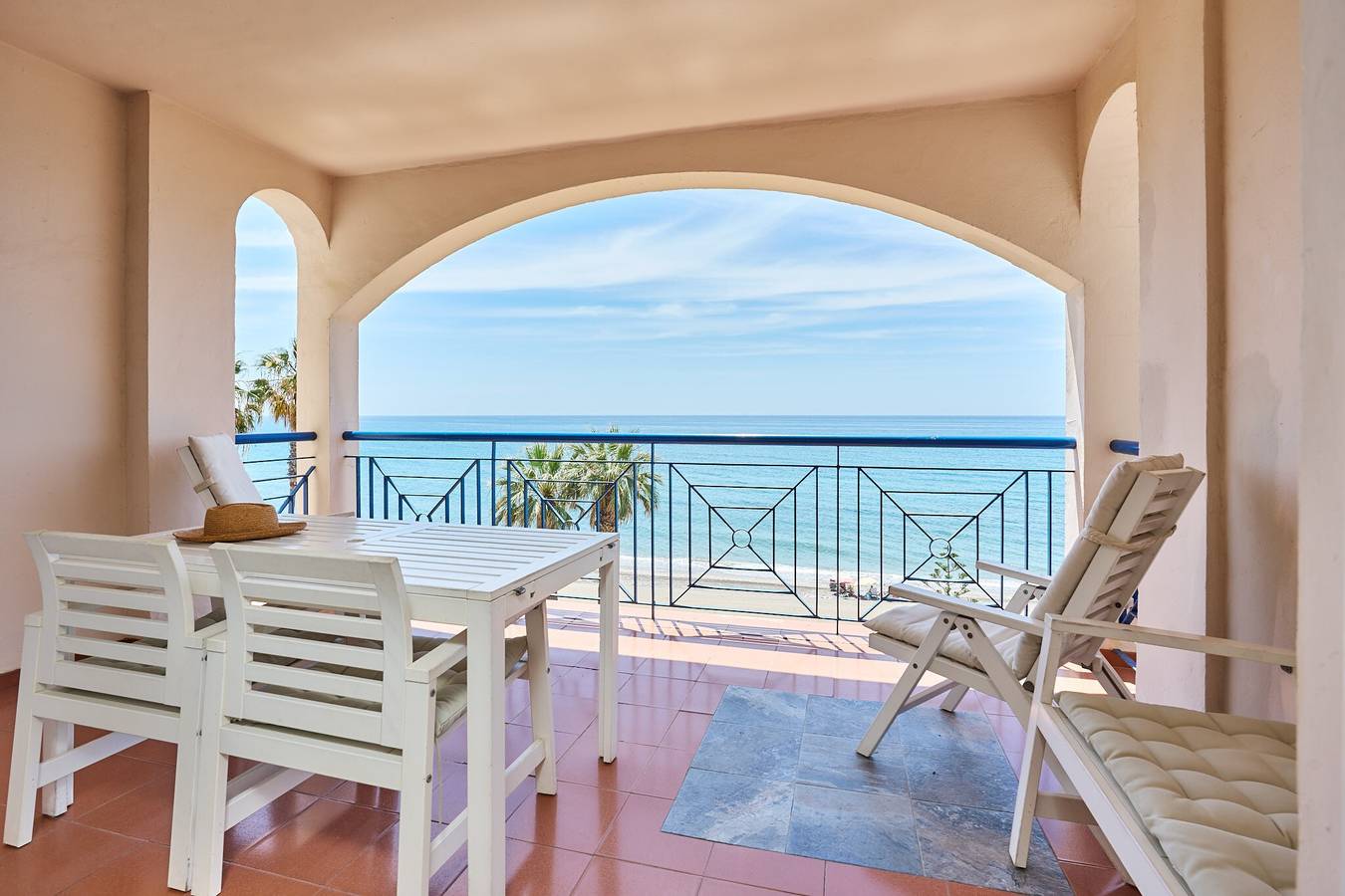 Geheel appartement, Appartement 'Blue View' met Zeezicht, Wi-Fi en Airconditioning in Torrox Costa, Torrox