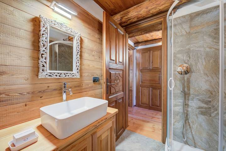 San Marco Lodge Apt Mountain Retreat in Oulx, Via Lattea