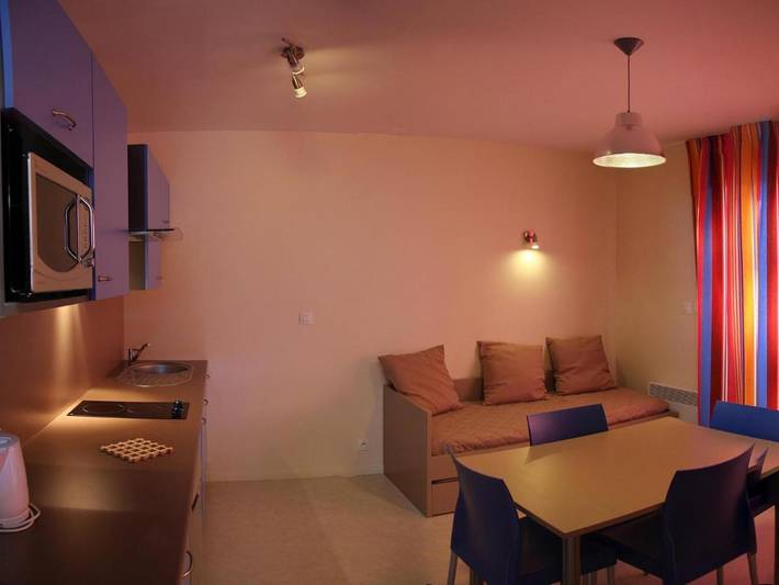 Gîte pour 4 personnes, avec piscine et balcon, animaux acceptés à Chaveignes - 4