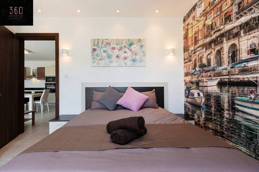 Appartamento intero, High-End central Apt with comfy Beds & Super Wifi in San Ġwann, Isola di Malta