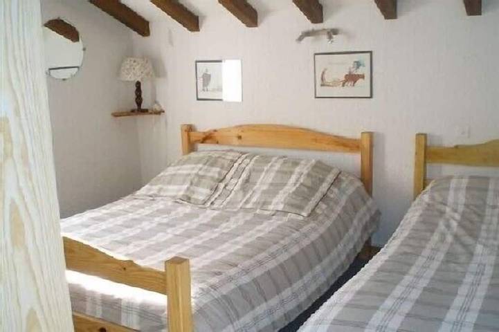 Großes freistehendes Chalet auf baumbestandenem Grund, aller Komfort in Formiguères, Parc naturel régional des Pyrénées catalanes