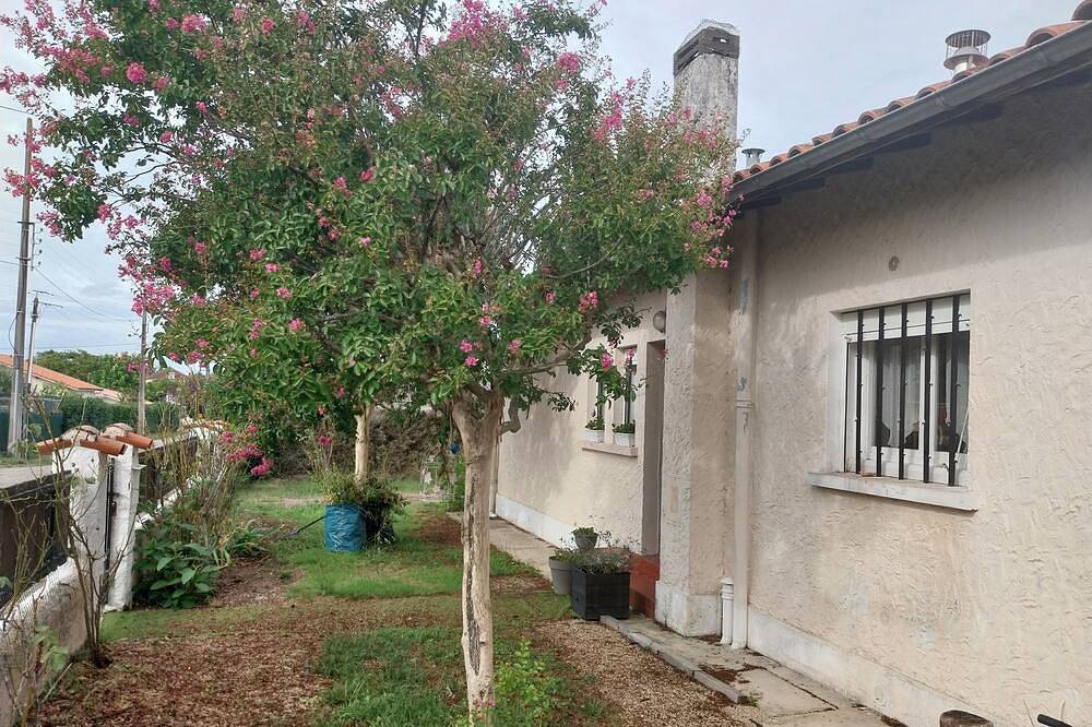 L' Arrayade l'andaise house with swimming pool in Campagne (Landes), Landes