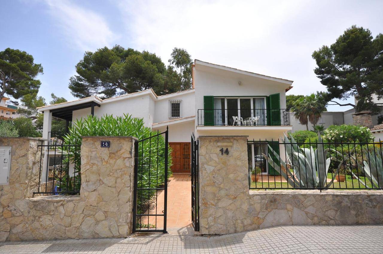 Superior Villa in El Arenal, Palma