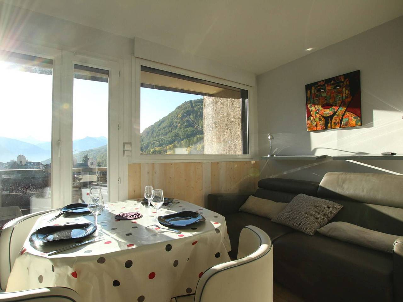 Appartement entier, Studio rénové 4 pers à Saint-Chaffrey avec balcon, classé 3 étoiles in Saint-Chaffrey, Serre Chevalier