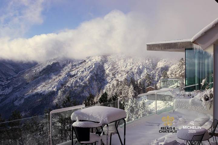 Hotel para 2 pessoas, com jardim e piscina e ainda sauna em Manteigas