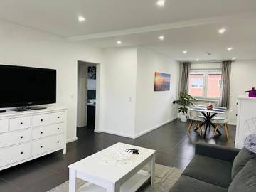 Ferienwohnung für 5 Personen, mit Balkon am Phantasialand