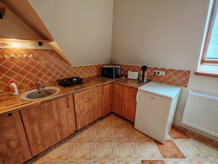Ganze Wohnung, Kazinczy 2-Zimmer-Wohnung mit Balkon in Ketschkemet, Kecskeméti járás