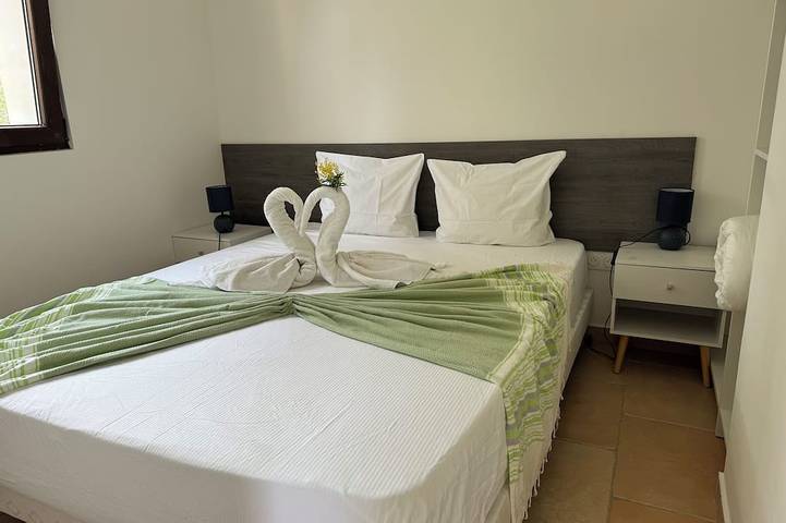 Entire apartment, Vacances à la mer apartments climatisés avec terrasse privative in Cavalière, Le Lavandou