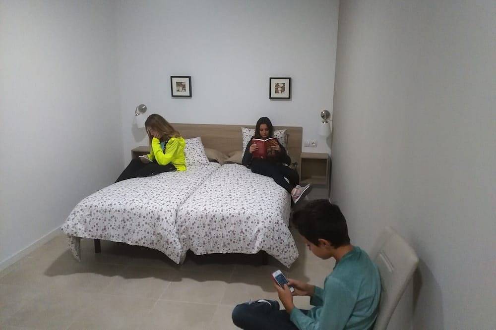 Appartement entier, Cal Jordi Fulleda. Appartement, nouveau légalisée, spacieux et confortable in Fulleda, Costers del Segre