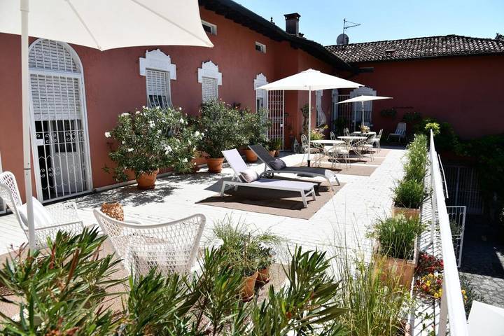 Chambre d’hôte pour 3 personnes, avec Terrasse et Vue à Montichiari