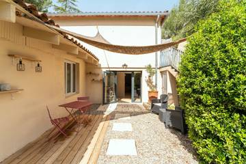 Location De Vacances pour 2 Personnes dans Apt, Parc naturel régional du Luberon, Photo 2
