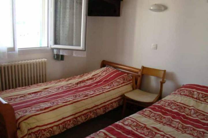 Gîte pour 4 personnes, avec Terrasse à Saintes-Maries-de-la-Mer - 2