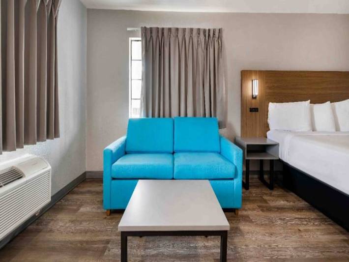 Apartamento entero, 1 cama king size | No fumadores in Santa Ana (california), Condado de Orange