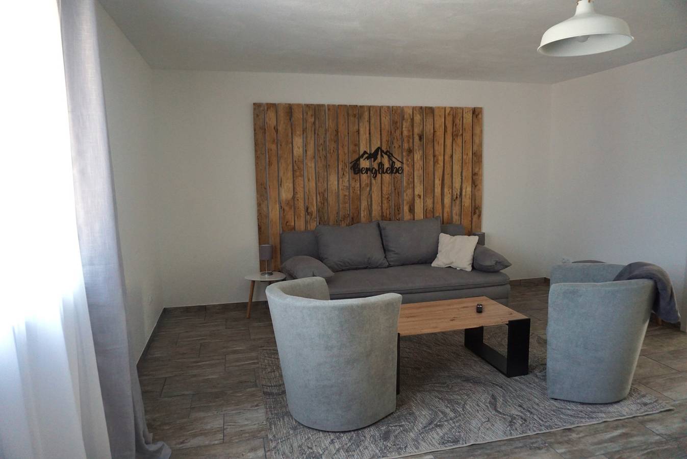 Ganze Wohnung, Ferienwohnung '2' mit Privatterrasse und Wi-Fi in Obersasbach, Sasbach