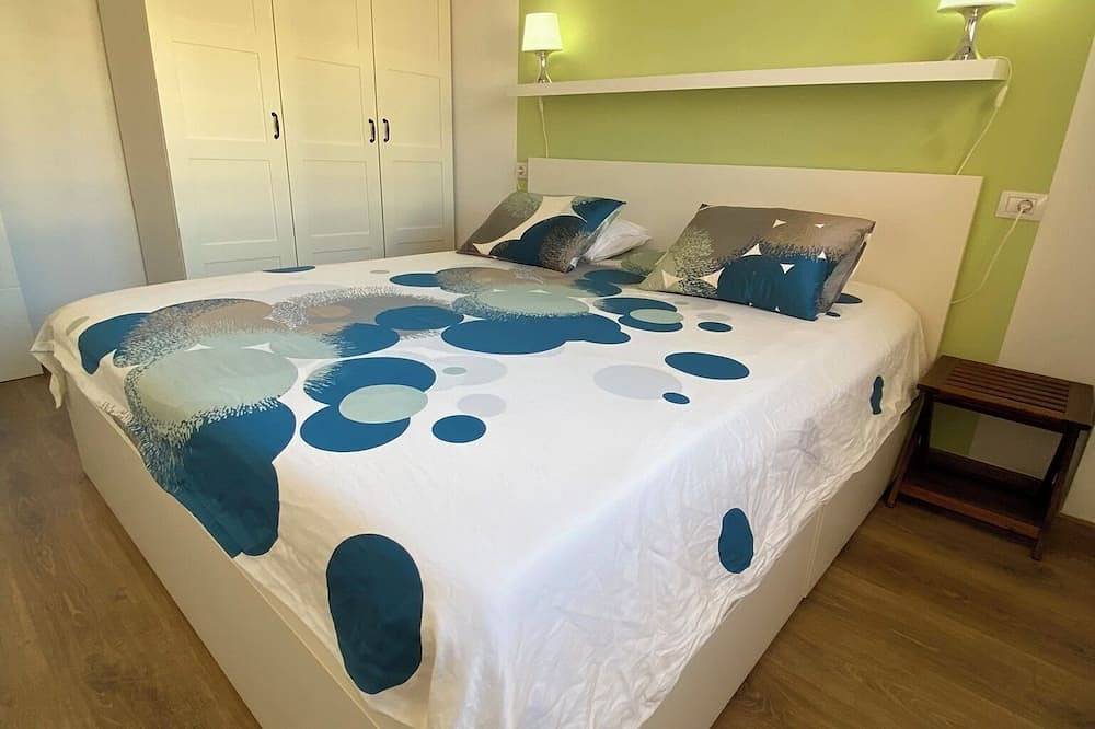 Entire apartment, Apartment Los Christianos Central new in Los Cristianos, Arona